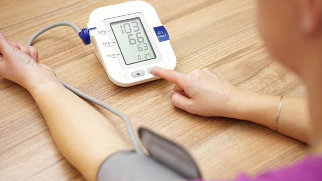 اندازه گیری فشار خون در منزل